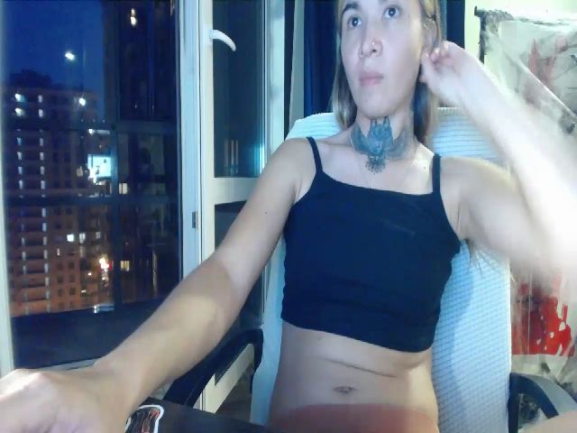 Live sex webcam photo for Angie_Wild #253547831