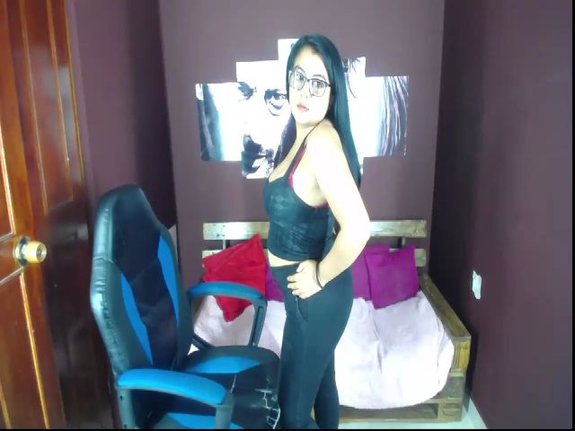 Live sex webcam photo for Hana_cute #258807657