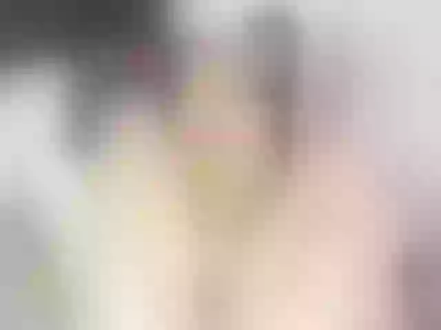 Live sex webcam photo for StormiSquirt #253963861