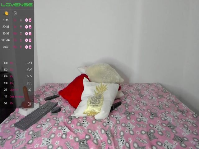 Live sex webcam photo for Rubi_26_ #261981754