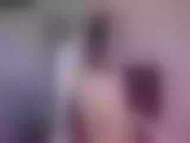 Live sex webcam photo for Sun_kissed1 #254420745