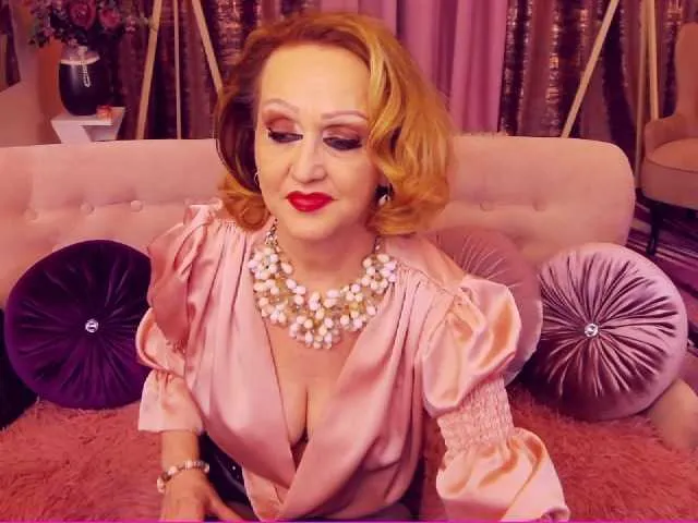 Live sex webcam photo for LadyJosette #241121135