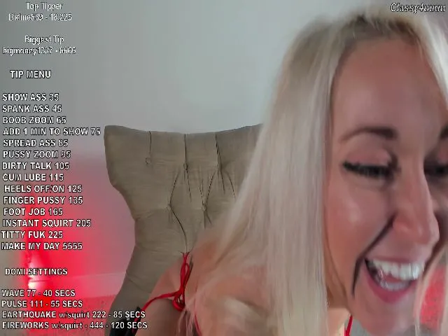 Live sex webcam photo for Classy4uuuu #262167490