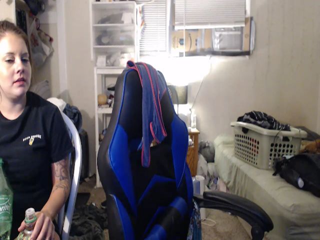 Live sex webcam photo for PunkChick420 #262976337