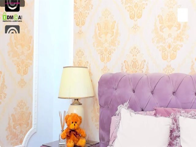 Live sex webcam photo for AshleyClaire #253382701