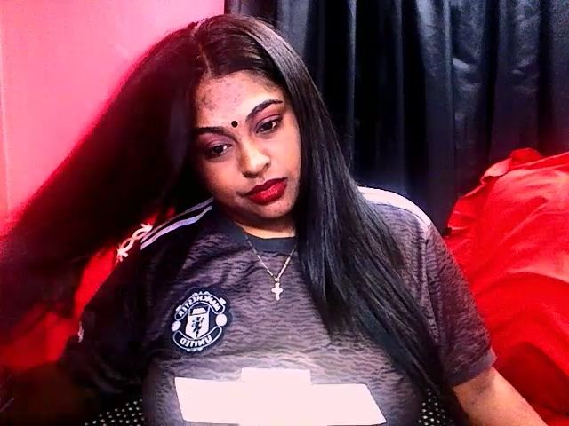 Live sex webcam photo for Indianstorm4u #263406441