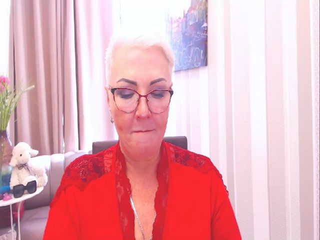 Live sex webcam photo for LadyXAnna #260635489