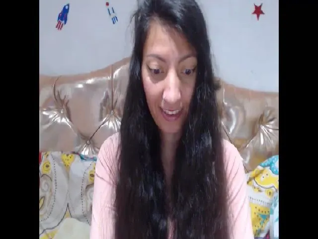 Live sex webcam photo for Kaymilf #253256617