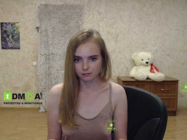 Live sex webcam photo for z-----------z #249654585
