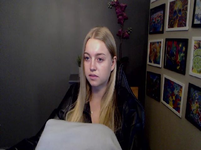 Live sex webcam photo for LUSTerica #260471393