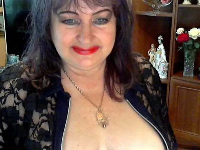 Live sex webcam photo for ElenaZed #287984976