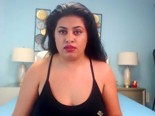 Live sex webcam photo for HeidiCutie #257421071