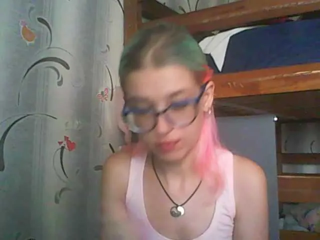 Live sex webcam photo for malvinella #254470665