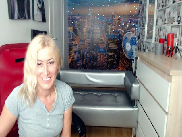 Live sex webcam photo for Lovely_della #258767765