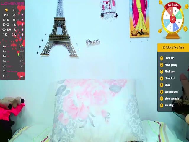 Live sex webcam photo for Saraxsexy #257205129