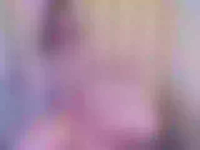 Live sex webcam photo for Julietacollin #254100398