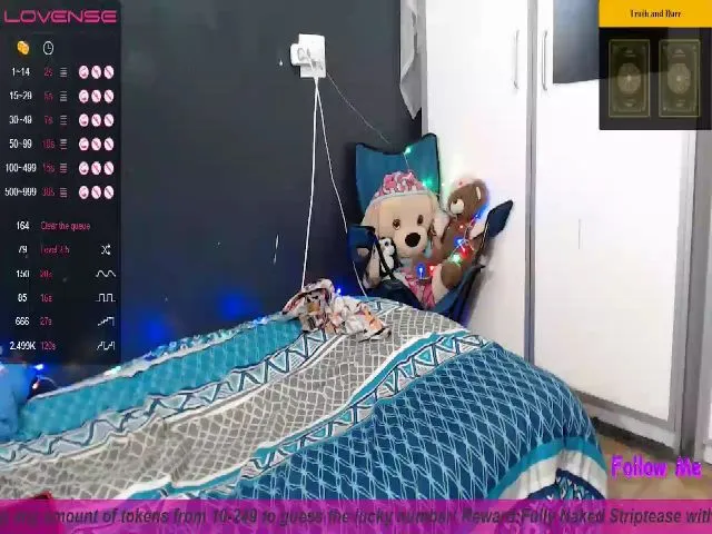 Live sex webcam photo for Miss_Jojo_G #264880607