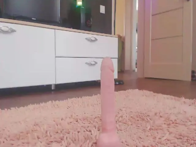 Live sex webcam photo for JOIgirl #263681207