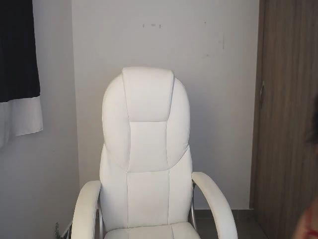 Live sex webcam photo for Littlelisa__ #256156725