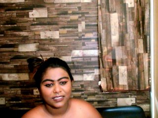 Live sex webcam photo for Indiandiva96 #240691747