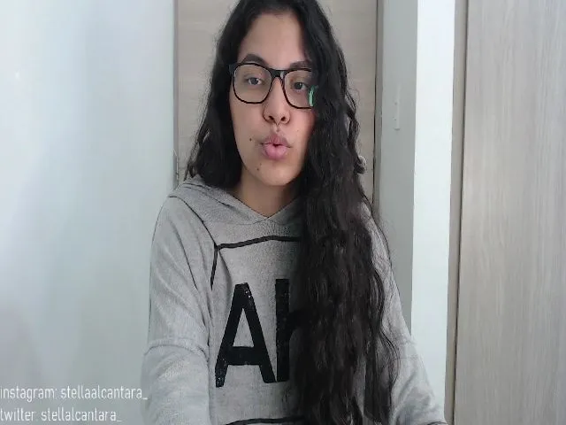 Live sex webcam photo for latina_____ #262642714