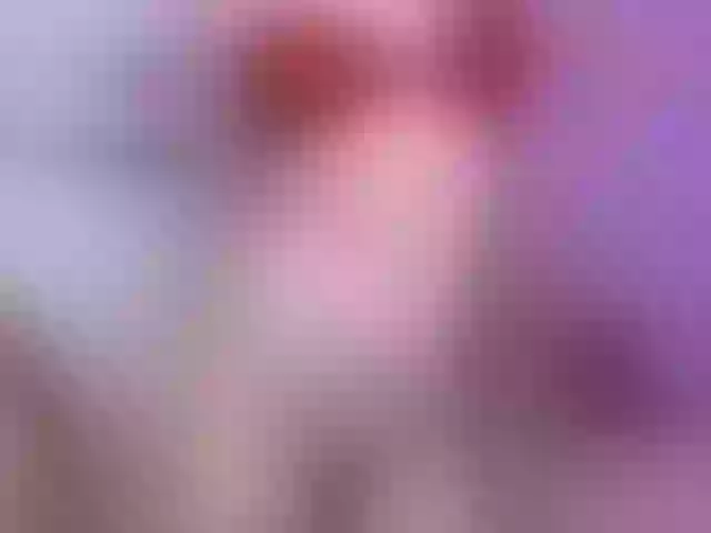 Live sex webcam photo for -Goldy- #241592094