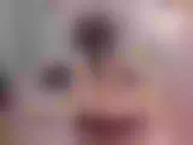 Live sex webcam photo for MaggieBrown_ #265030735