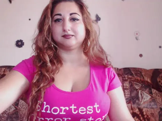 Live sex webcam photo for KinkyMyax #264751906