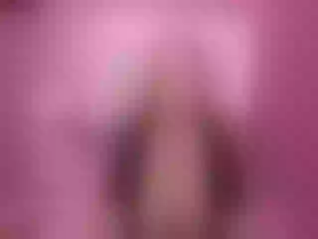 Live sex webcam photo for PtiMermaid #263465325