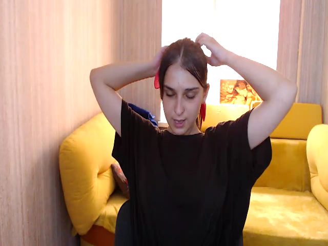 Live sex webcam photo for Areissa #255927340