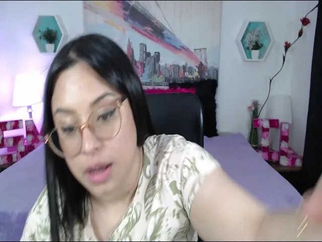 Live sex webcam photo for Sexualmilena #263901221