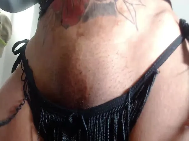 Live sex webcam photo for Alexaqueenn #265573159