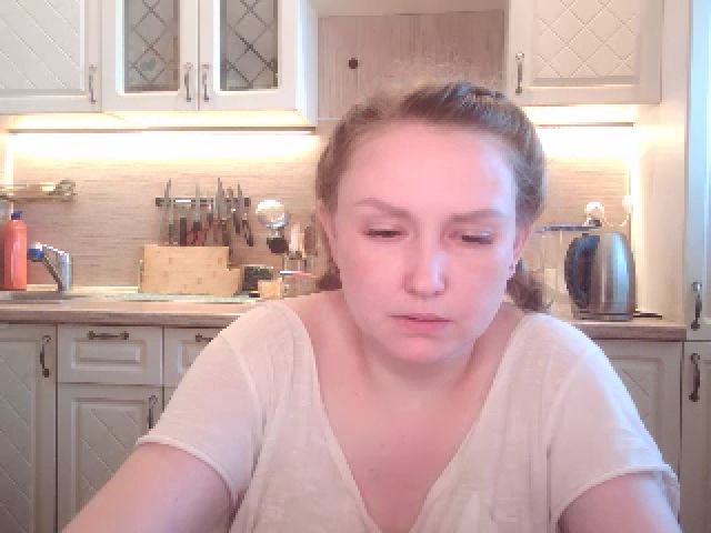 Live sex webcam photo for JaneGrey111 #252735205