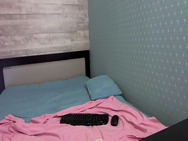 Live sex webcam photo for HugeBoobsErin #261218280