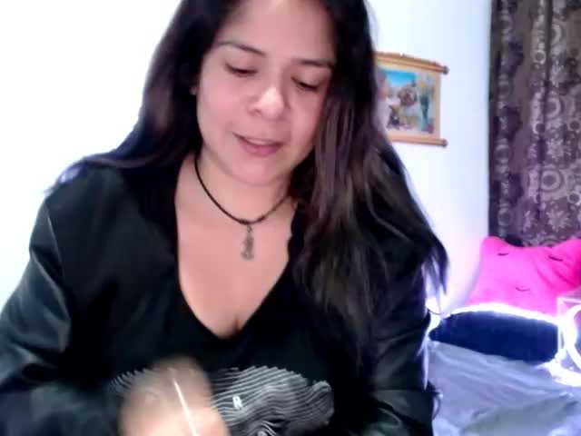 Live sex webcam photo for jadde30 #240890731