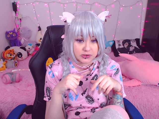 Live sex webcam photo for LittleKitsune #241070684