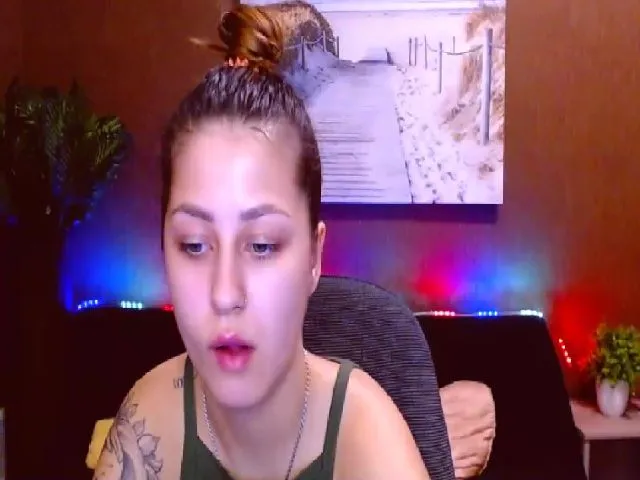 Live sex webcam photo for MsDream_ #254542484