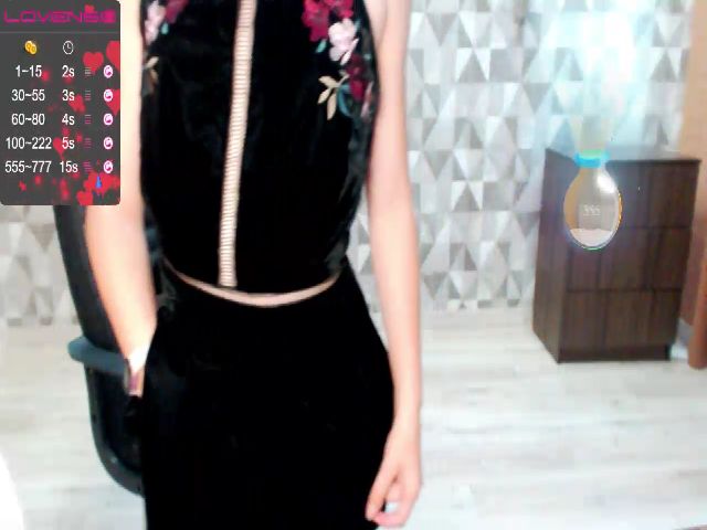 Live sex webcam photo for AnnaFols #255606157