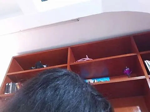 Live sex webcam photo for lilibet_ #252055425