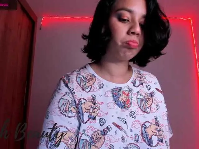 Live sex webcam photo for Noah-Beauty #261189171