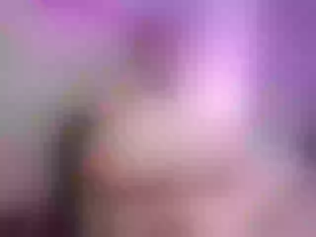 Live sex webcam photo for TessaBaker #249516468