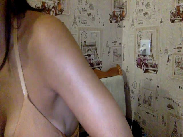 Live sex webcam photo for JolyBoss #258787849