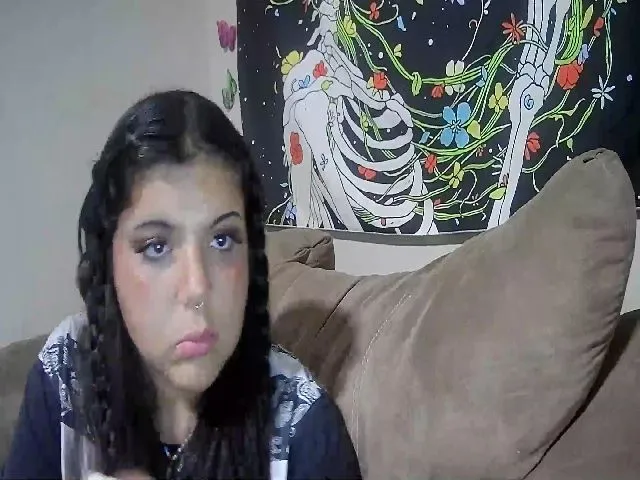 Live sex webcam photo for Lilmisspurp #256564596