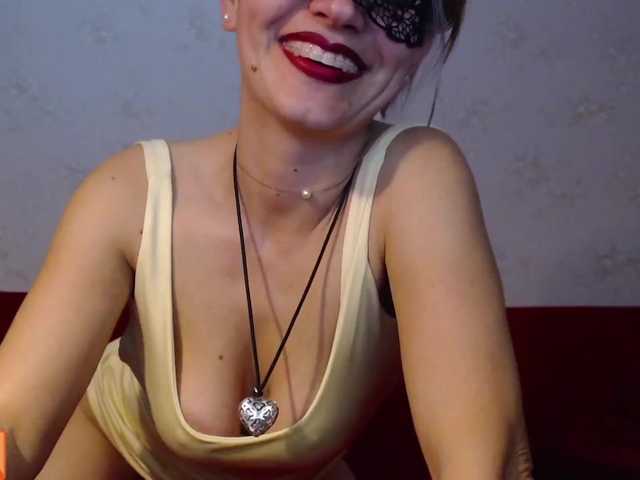 Live sex webcam photo for GabyHot #241156258
