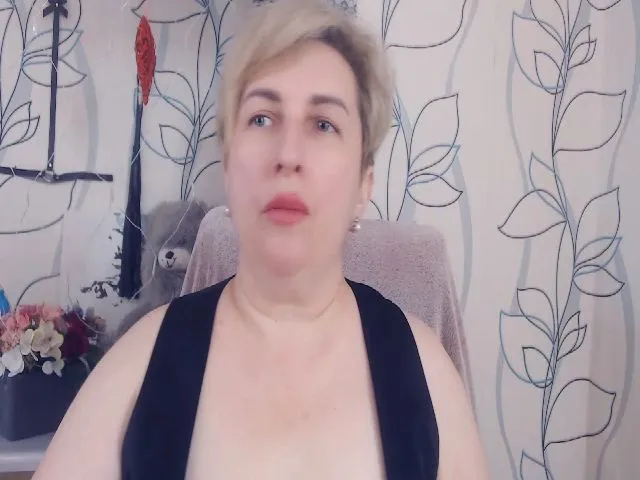 Live sex webcam photo for DepravedMadam #254014985