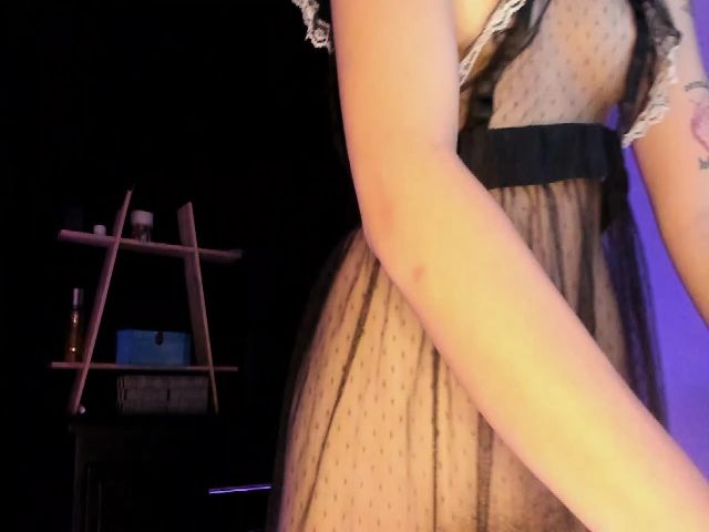 Live sex webcam photo for Aliiciapalmer #261834536