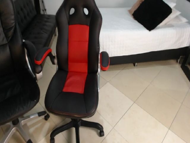 Live sex webcam photo for shalomheros #252356730