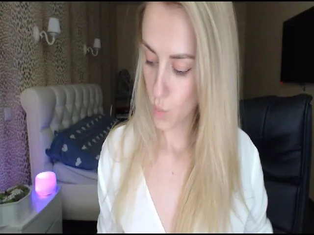 Live sex webcam photo for MissSurprice #253890647