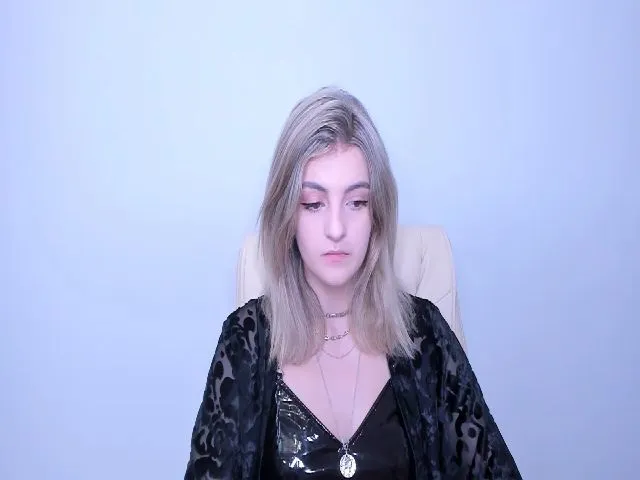 Live sex webcam photo for HelelGretta #253332006