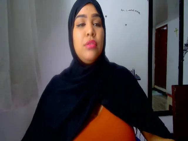 Live sex webcam photo for Shalyn_ #255789721
